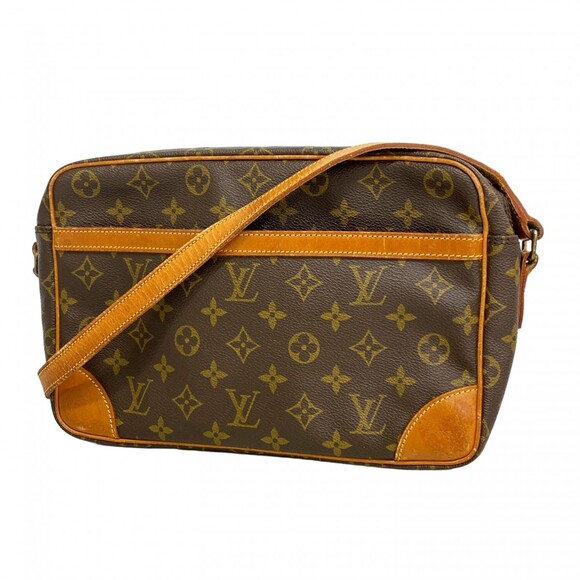 Louis Vuitton Handbags - LOUIS VUITTON Brown Monogram Shoulder Bag